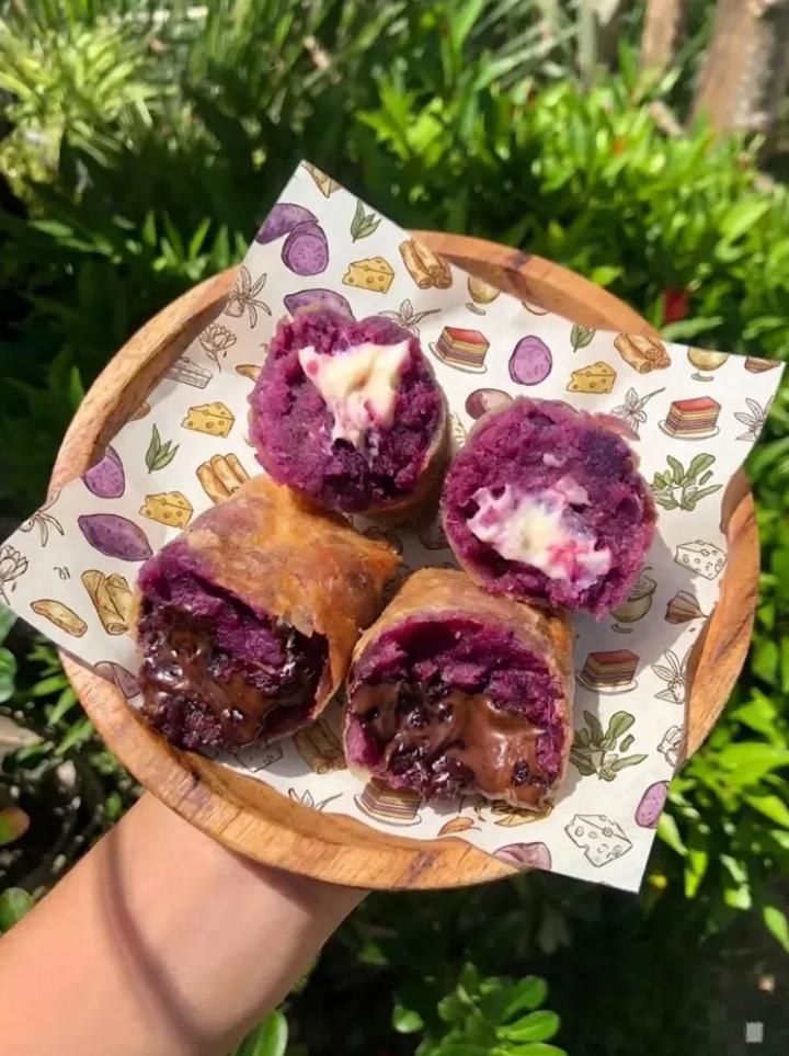 Lumpia Ubi Ungu Keju