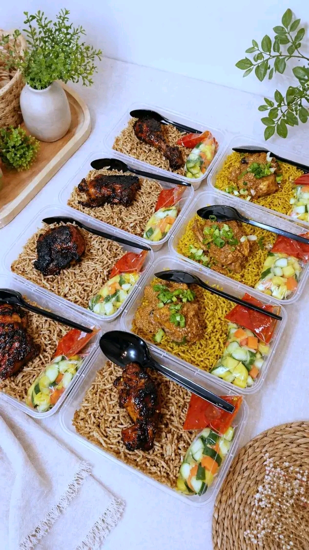 Nasi Kebuli Ayam Bakar